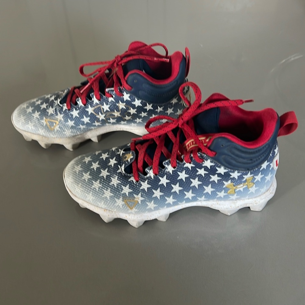 Under Armour Youth Football Cleats